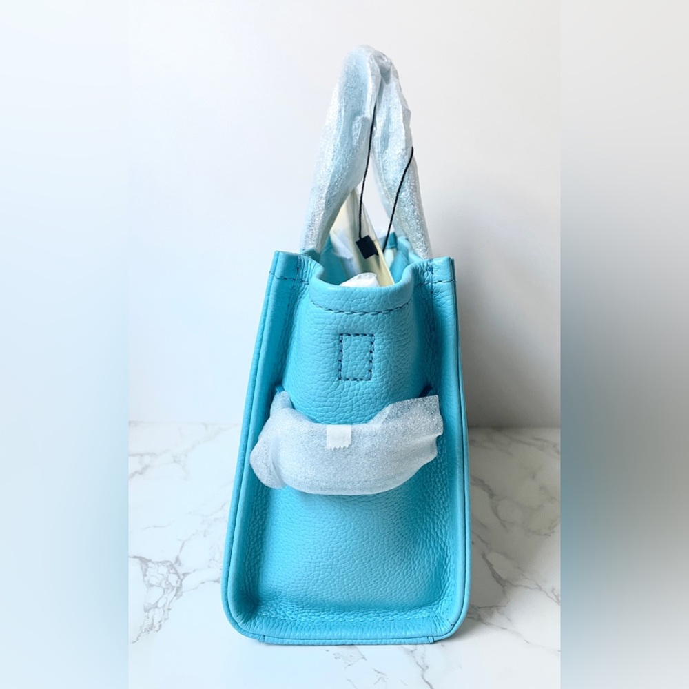 ❌SOLD❌ New Marc Jacobs Small Tote Bag Leather Pool Blue - Picture 5 of 12